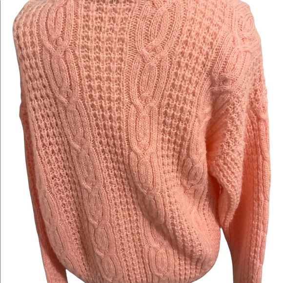 Vintage V-Neck Buttoned Cardigan Pink - Picture 4 of 11